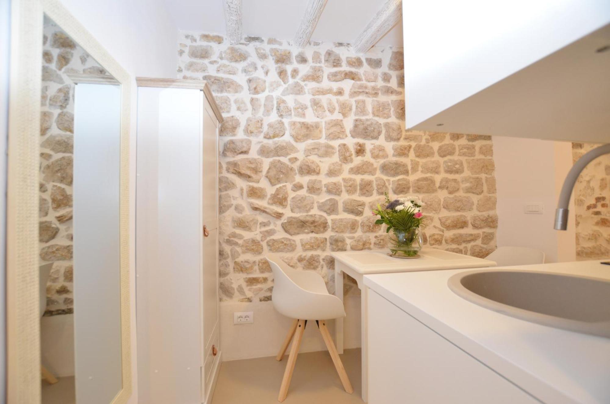 Apartment Al Pozzo Rovinj Bagian luar foto